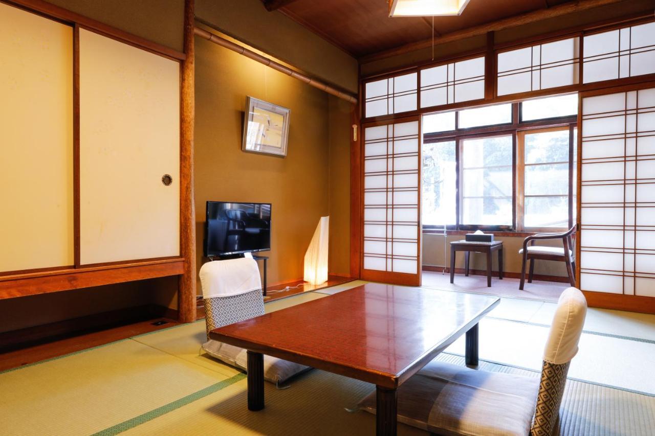 Tsuruya Ryokan Тоёока Экстерьер фото